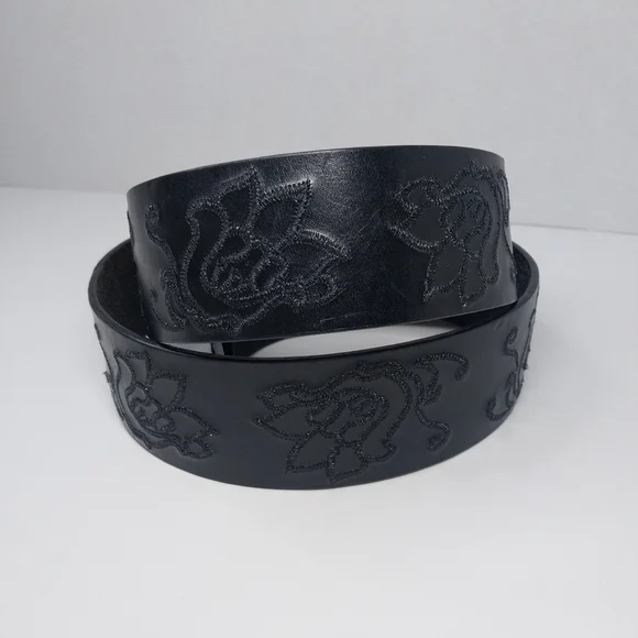 White House Black Market Black Leather Roses Filigree Style Belt Buckle Sz M - Picture 4 of 10
